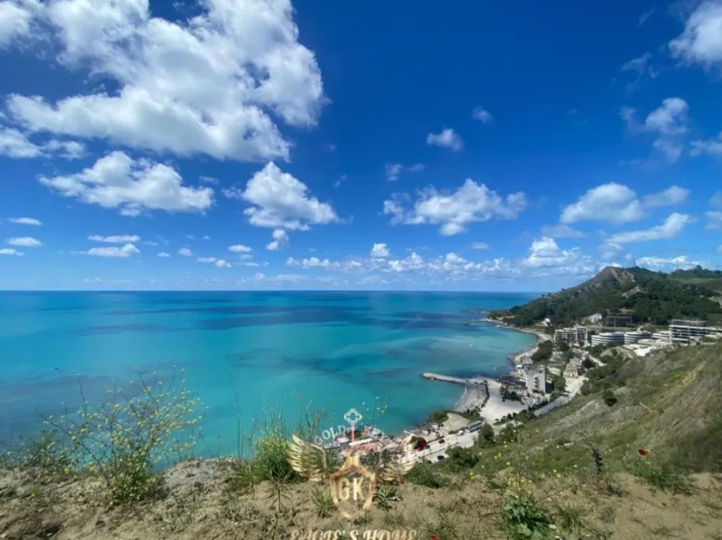 Shitet VILA• Super KOMPLEKS RESIDENCIAL • Unik ne llojin e tij