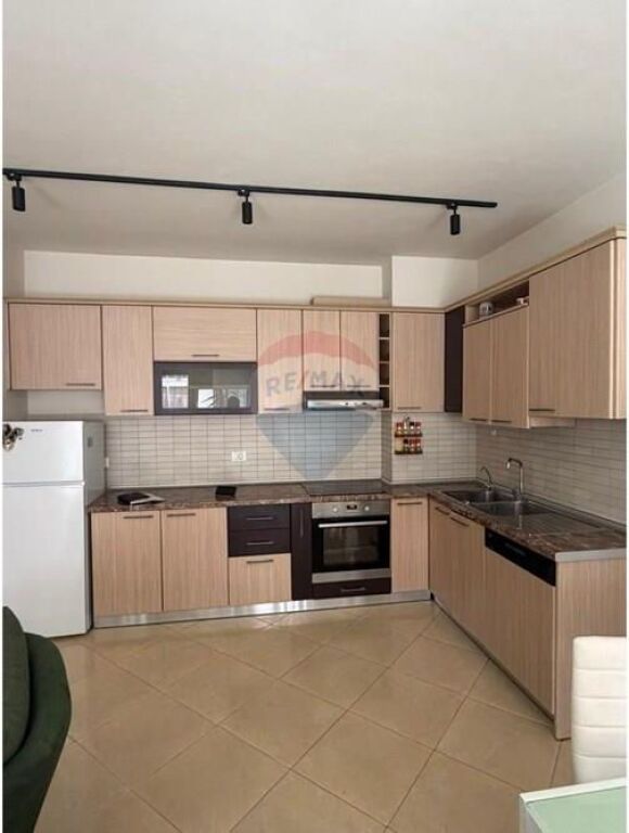 Apartament 2+1+2 me qera Kompleksi Delijorgji