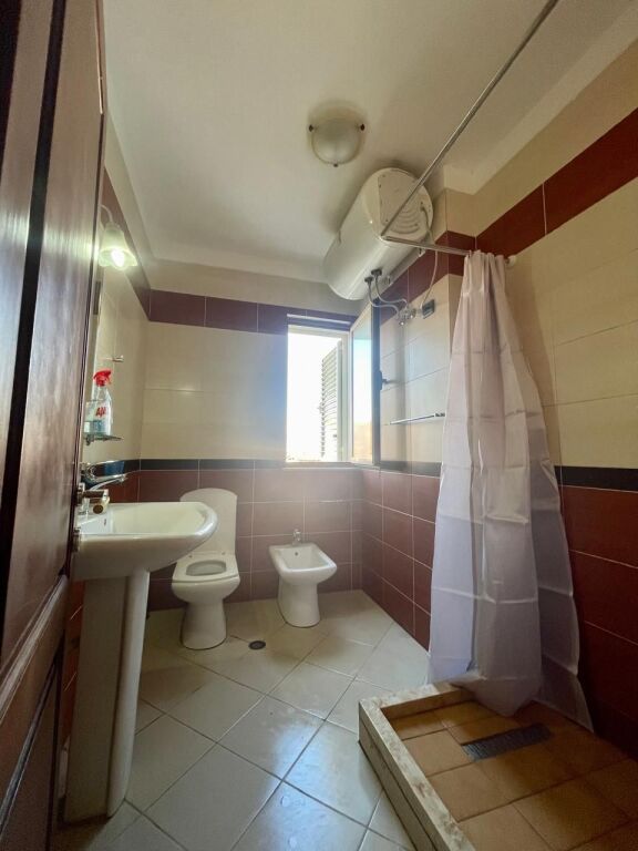 Appartamento 1+1+1 Balcone In Affitto