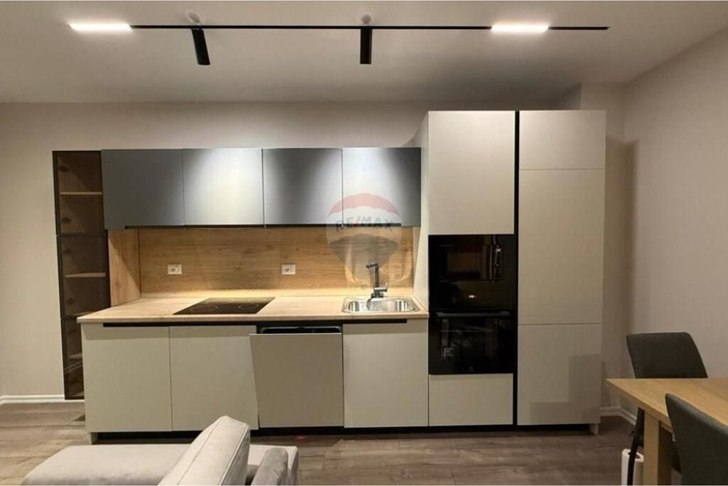 ✨Shitet Apartament 1+1 📍Komuna e Parisit