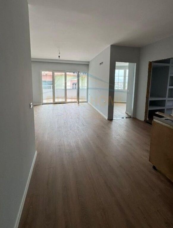 For sale, Apartment 2+1+2, "Shefqet Kuka" Street, Fresk