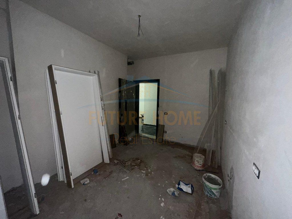 Shitet Apartament 1+1, Porta Tirana e Re, Sauk