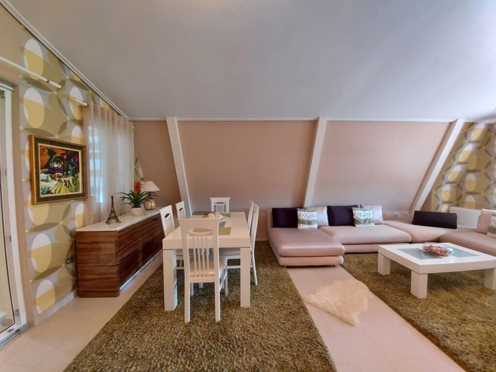 📣 AFFITTO Appartamento 3+1 Con 2 Bagni E 2 Posti Auto 📍 Fresk, Via Teleferico ✨ 💶 Prezzo 700 Euro