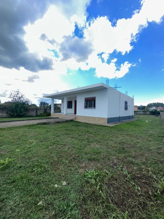 Shitet Shtepi Private 📍Lagja Popullore Shijak • 140.000€ ✅