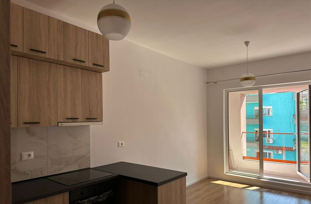 Qera | Apartament 1 + 1 | Ali Demi | 350 €/muaj