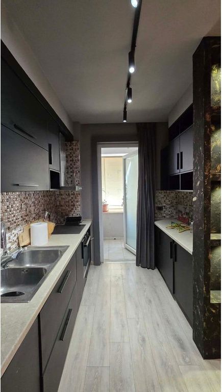 Apartament luksoz 2+1+2 oer shitje ne Astir