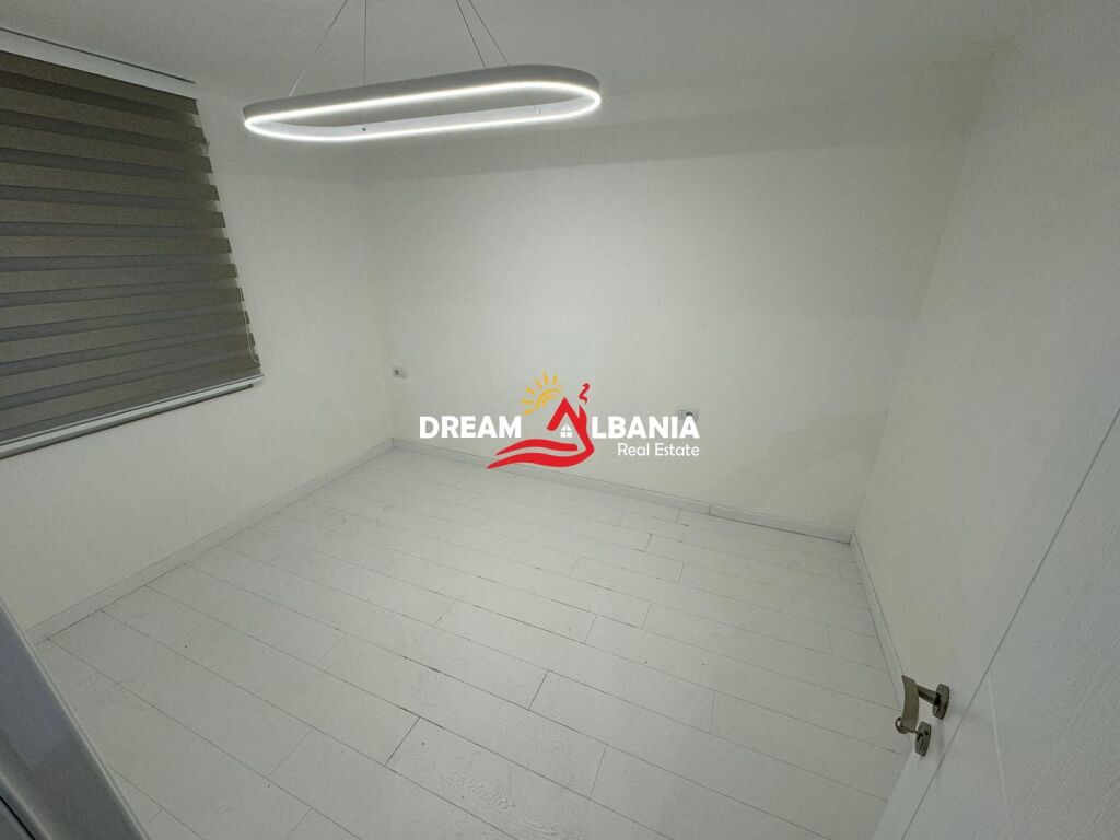 Apartment/Office 1+1+Parking Space for rent at Zogu i Zi in Tirana (ID 4219341 )