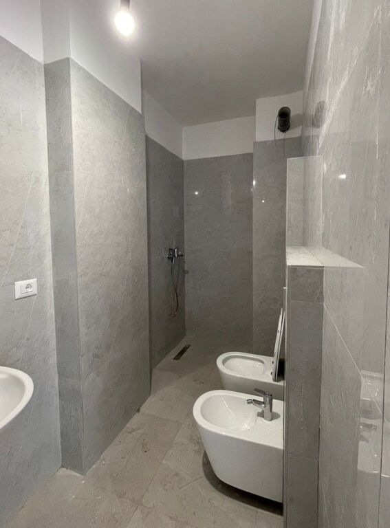 Shitet Apartament 2+1 – Kompleksi Aura, Rruga Dritan Hoxha 📍