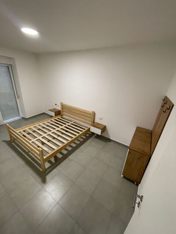 APARTAMENT 1+1 PER SHITJE NE SHENGJIN