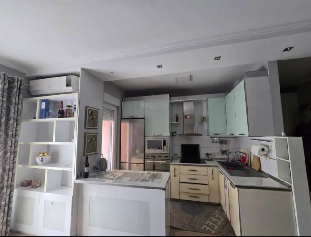 2+1 furnished for rent - Tirana