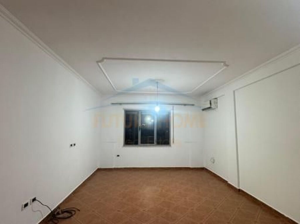 Apartment 2+1 for Sale, Misto Mame