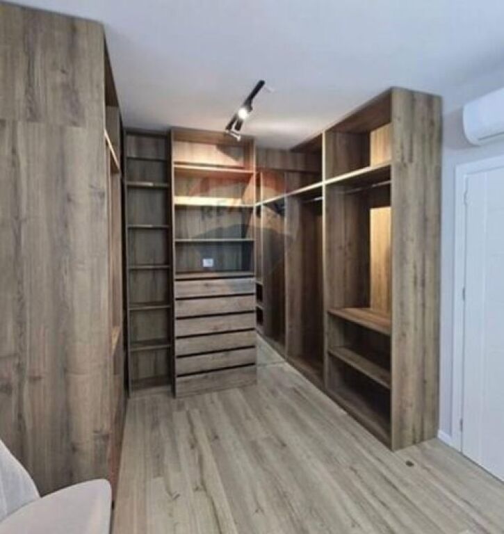 Appartamento 2+1+2 in vendita a Porcelan
