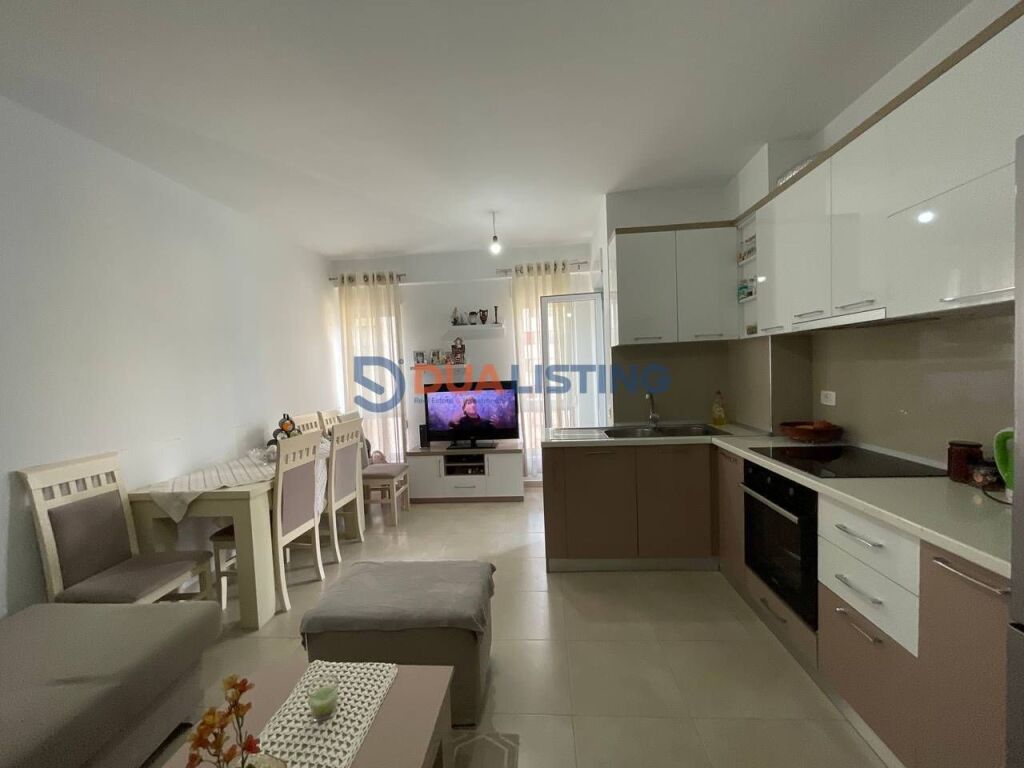Apartment 1+1 for rent in the 21 Dhjetori area, Kontakt Complex!
