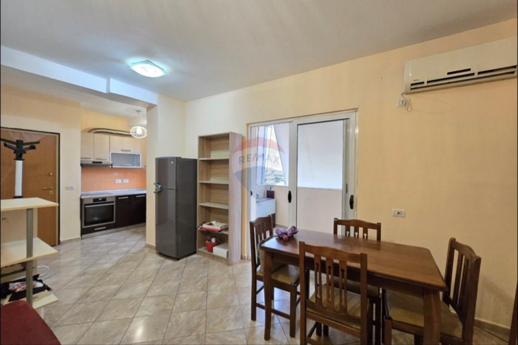 Appartamento in affitto 1+1 a Xhamlliku