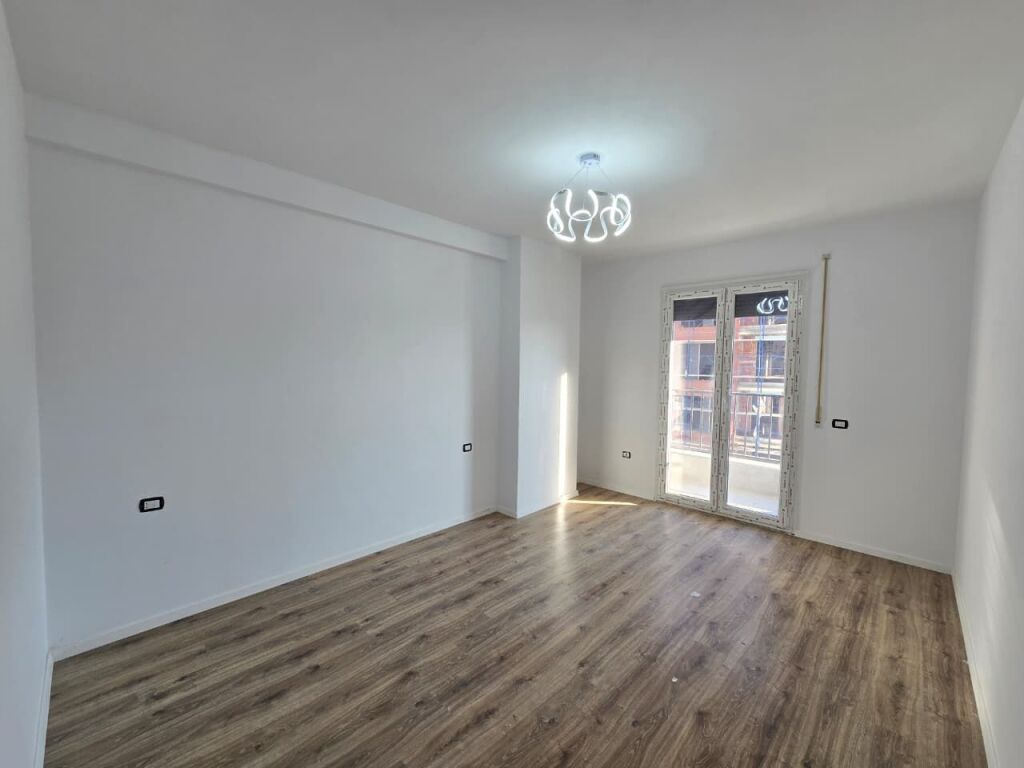 SHITET APARTAMENT: 1+1 ( 📍 Paskuqan) Kati 1 - 84 m² Ideal Per Banim Personal Ose Investim || Perfundon Brenda Muajit Qershor 2025 || ✴️(105000 Euro)