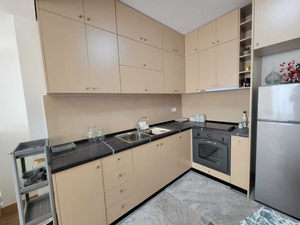 Apartament 1+1 me qera Kristal Center