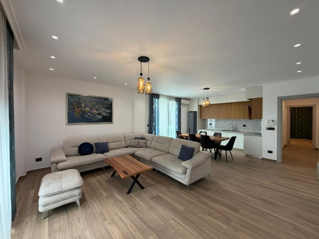 Apartament 2+1+Parking per qira prane TEG.