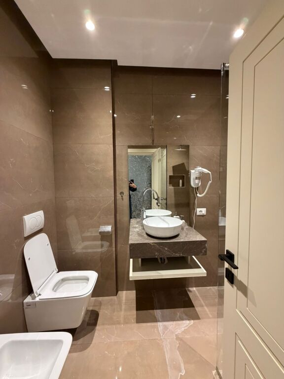 Hotel me Qera Afatgjate - Vlore