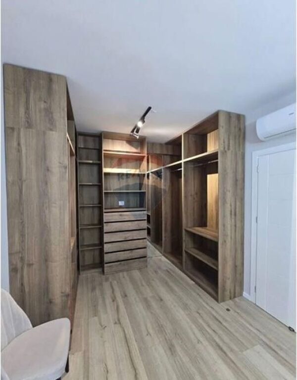 Appartamento in vendita 2+1+2 a Porcelan