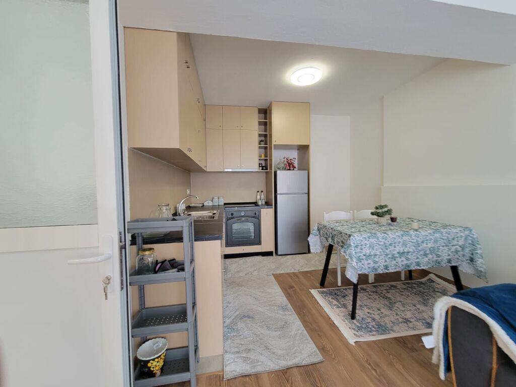 Apartament 1+1 me qera Kristal Center