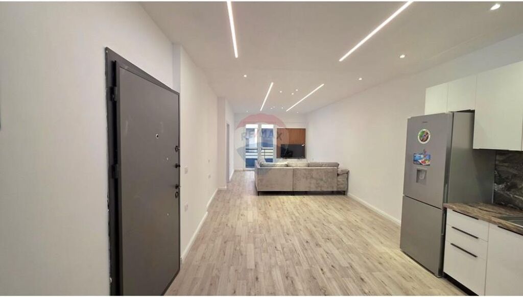 🏡 Appartamento 1+1 in Vendita – Vicino alla Palestra di Lotta, Vlora