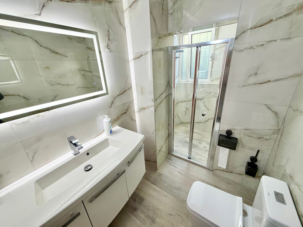 APARTAMENT 2+1 ME QIRA ,KOMBINAT