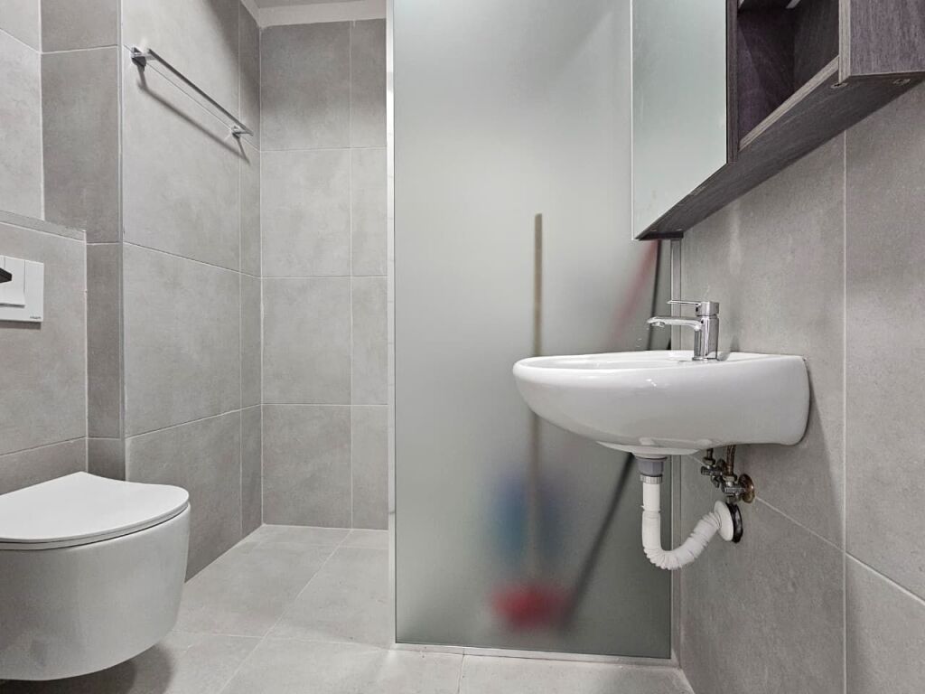 Apartament 2+1+2 për qira! FARMACIA 10 / Rruga Dibrës