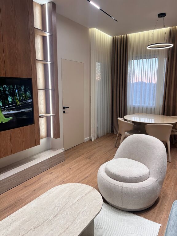 Super ap 1+1 tek rruga kavajes ( perballe me spitalin amerikan 3  