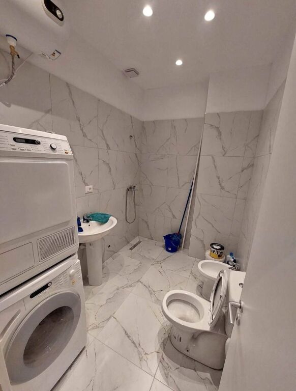 APARTAMENT 1+1 ME QERA - KODRA E DIELLIT