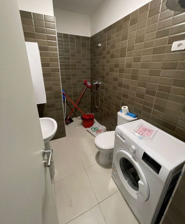 🏡 Shitet Apartament 1+1 – Shëngjin 🌊