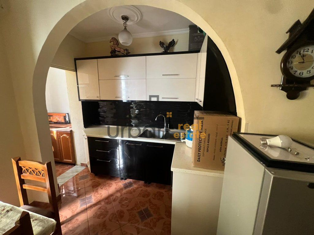 Shitet, Apartament 2+1 , Laprakë, Tiranë - 125,000€ | 85 m²