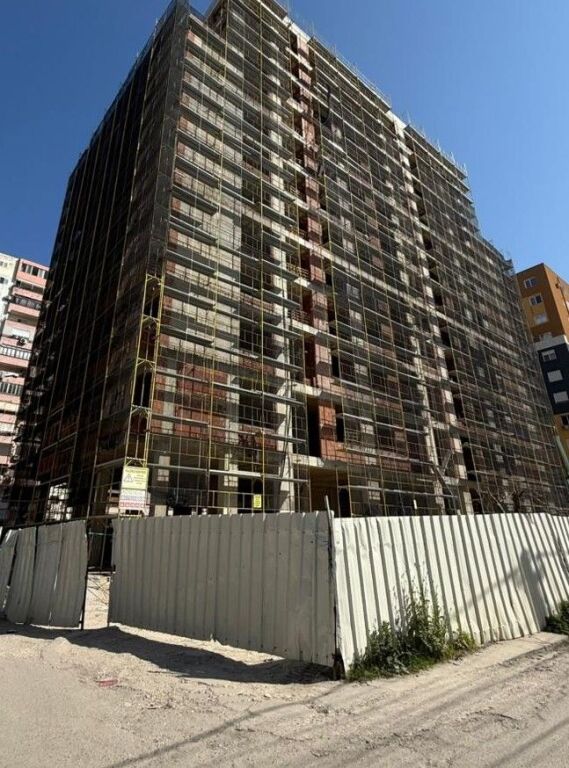 🏡 Shitet Apartament 2+1+2 – Fusha e Aviacionit