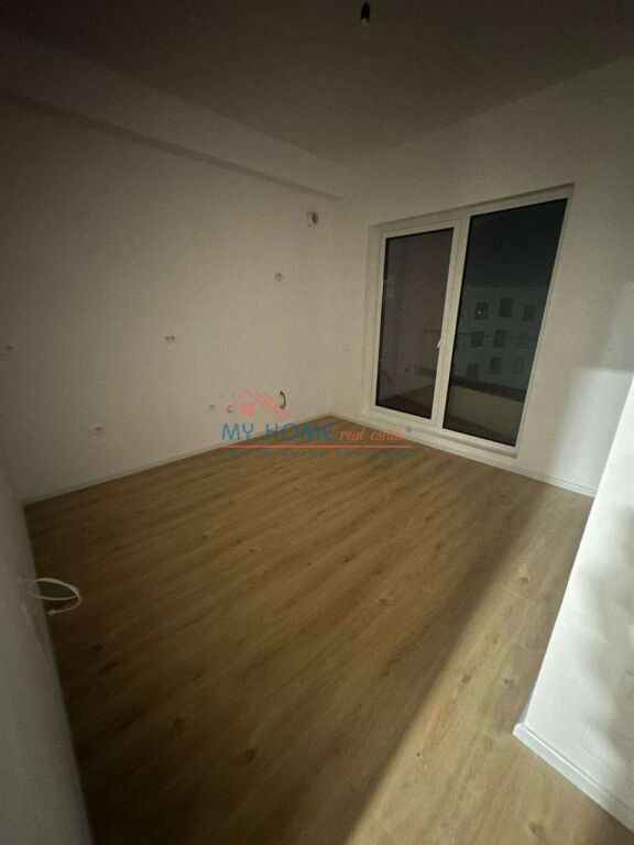 Garsoniere ne Shitje Kompleksi Kadiu Tirane