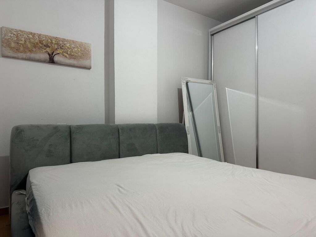 Jepet Me Qera Apartament 2+1+1 Ballkon