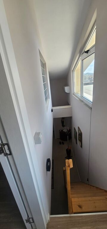 IN VENDITA MONOLOCALE 3+1+2+ VERANDA SPIAGGIA DURRES VIA FRIGORIFERIT COMPLESSO PRIVATO