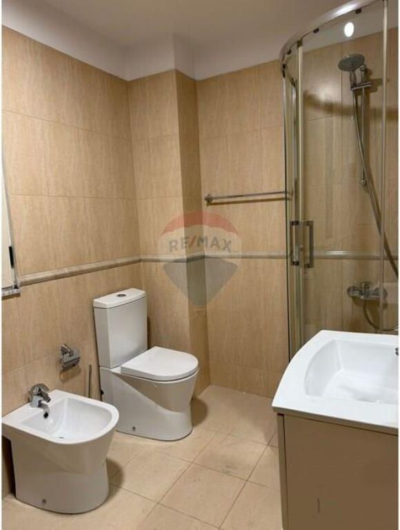 ✨Shitet Apartament 1+1 📍Komuna e Parisit