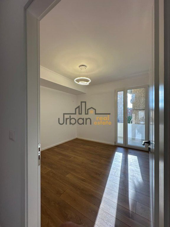 Shitet, Apartament 2+1, Porcelan, Tiranë - 118000€ | 65 m²