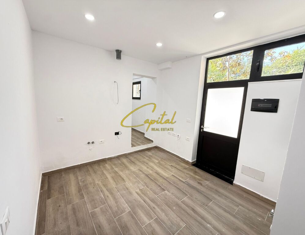 ZYRE ME QIRA 60 M2 ISH TREGU ELEKTRIK 1000 EURO