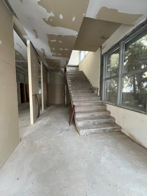 Shitet, Godinë Hotelerie, Durrës