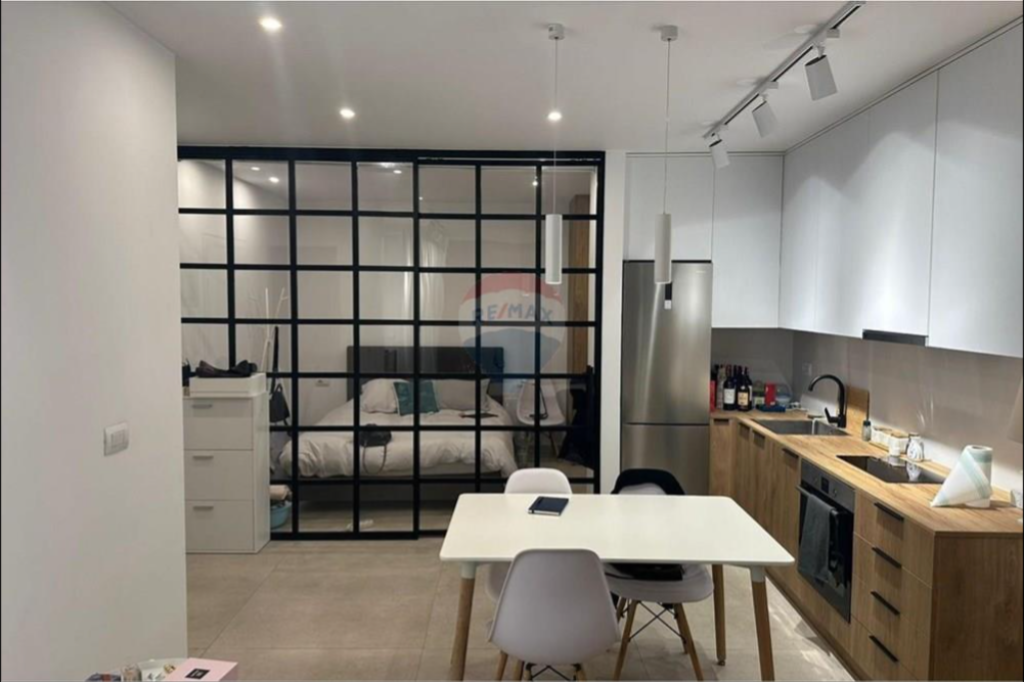 Apartament per qera 1+1 ne Myslym Shyr