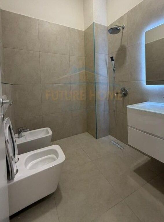 For sale, Apartment 2+1+2, Fresku, Tirana.