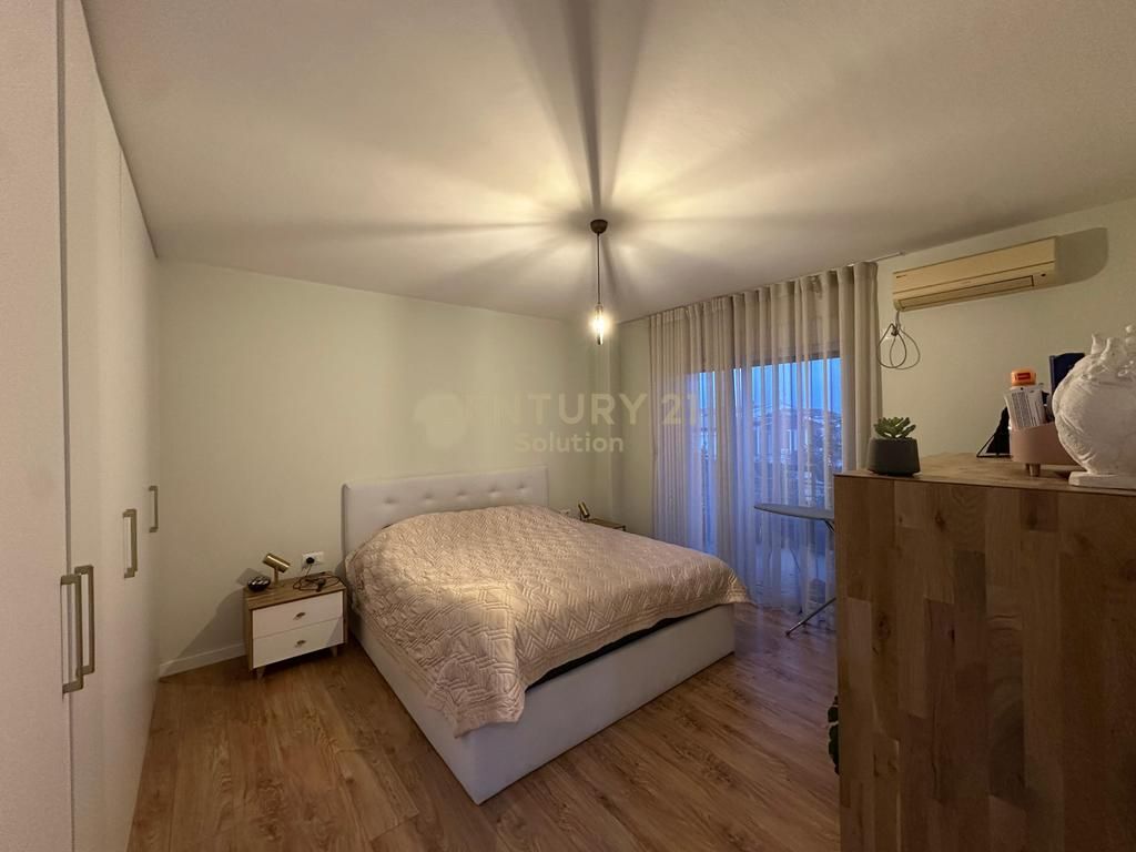 APARTAMENT 2+1+2+2 BALLKONE PER QIRA TEK KOMPLEKSI KOLOMBO!