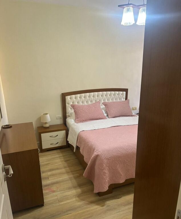 Qera | Apartament 2 + 1 |Liqeni Artificial | 700 €/muaj