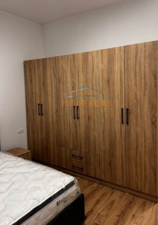 Qera,Apartament 2+1,Square 21!