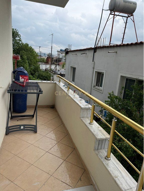 JEPET ME QIRA APARTAMENT 2+1+2 NE INSITUT !