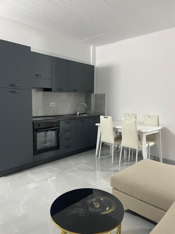 Affitto | Apartament 1 + 1 | Astir | 400 €/mese