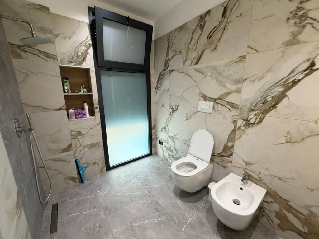 Apartament 2+1+Parking per qira prane TEG.