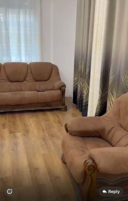 Jepet me qera 2+2 mobiluar ashensor laprake 699 eu