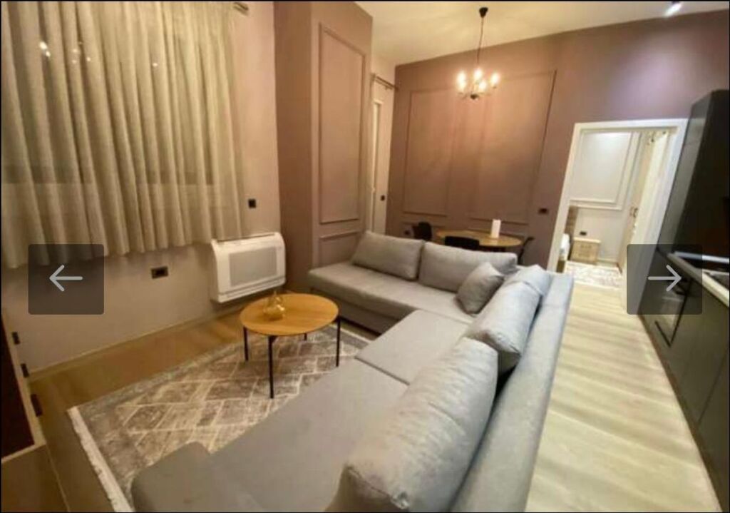 Shitet apartament 2+1+2 tualete+verande te Liqeni i Thate.