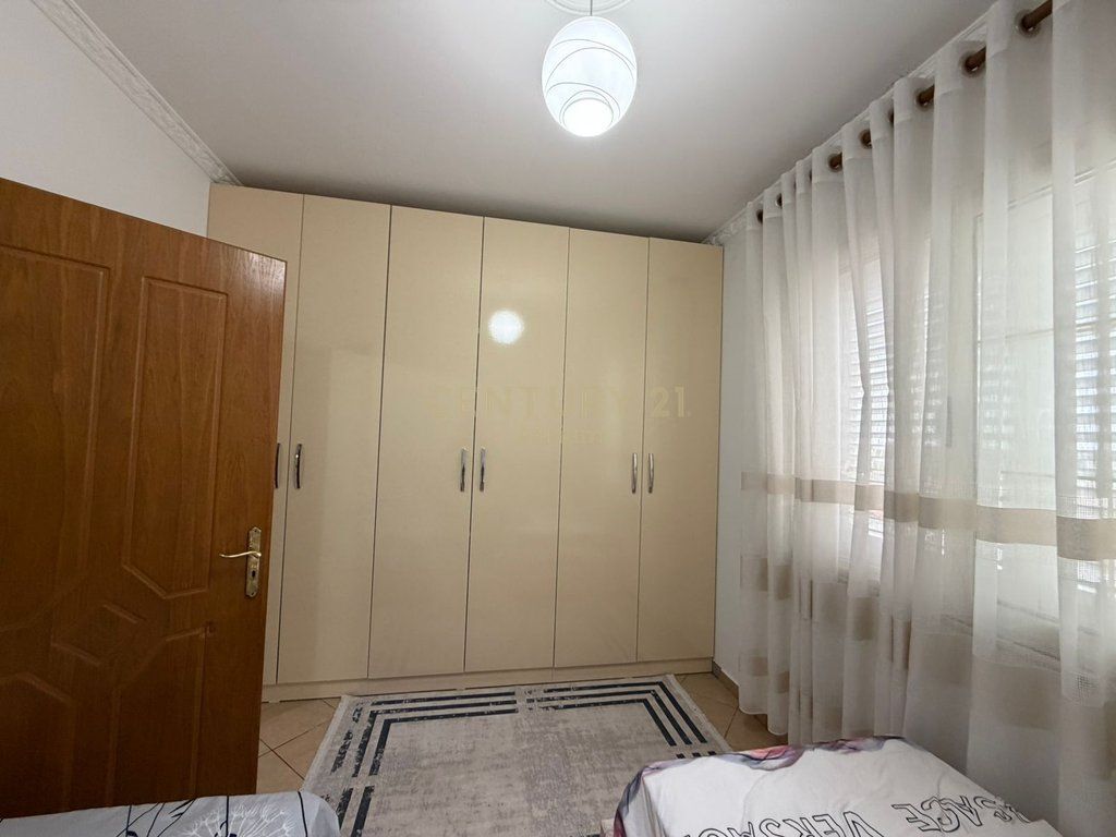 JEPET ME QIRA APARTAMENT 2+1+2 NE INSITUT !